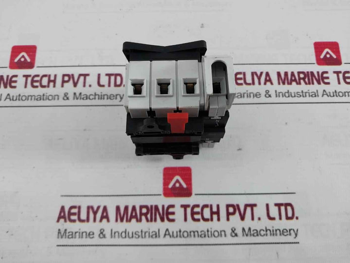 Schneider Electric/Telemecanique V 0 3 Pole Switch Body 690V Ac-50/60Hz 25A