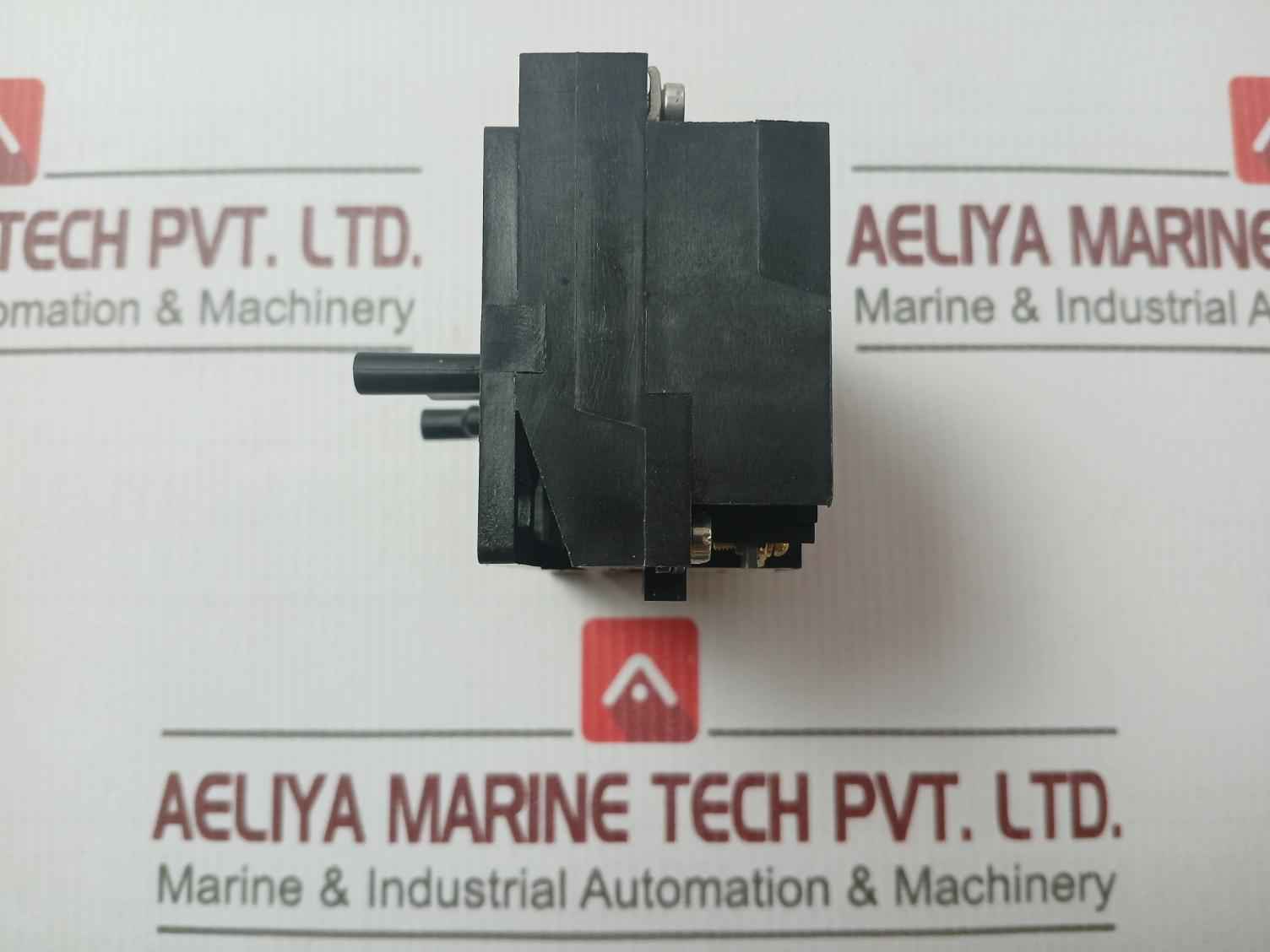 Schneider Electric/ Telemecanique Xes-d1281 Auxiliary Contact Block 500V 10A