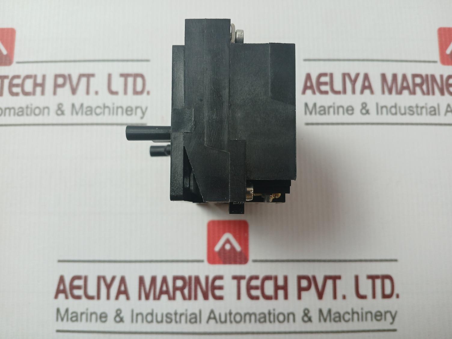 Schneider Electric/ Telemecanique Xes-d1281 Auxiliary Contact Block 500V 10A