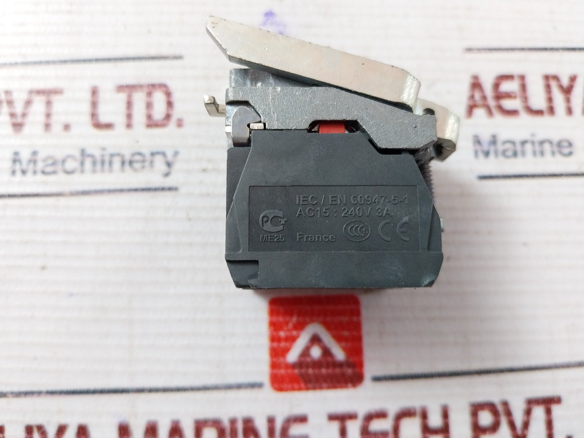 Schneider Electric Telemecanique Zb4Bw0B45 Contactor 10A