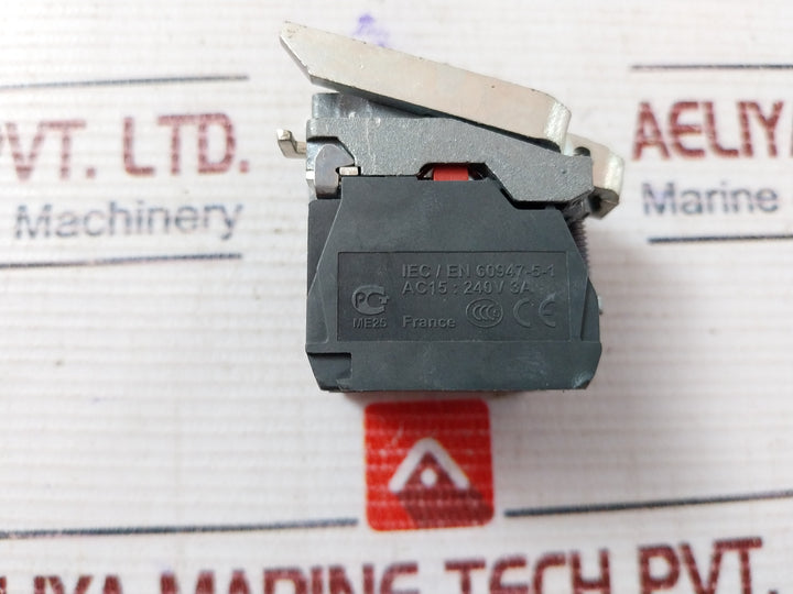 Schneider Electric Telemecanique Zb4Bw0B45 Contactor 10A