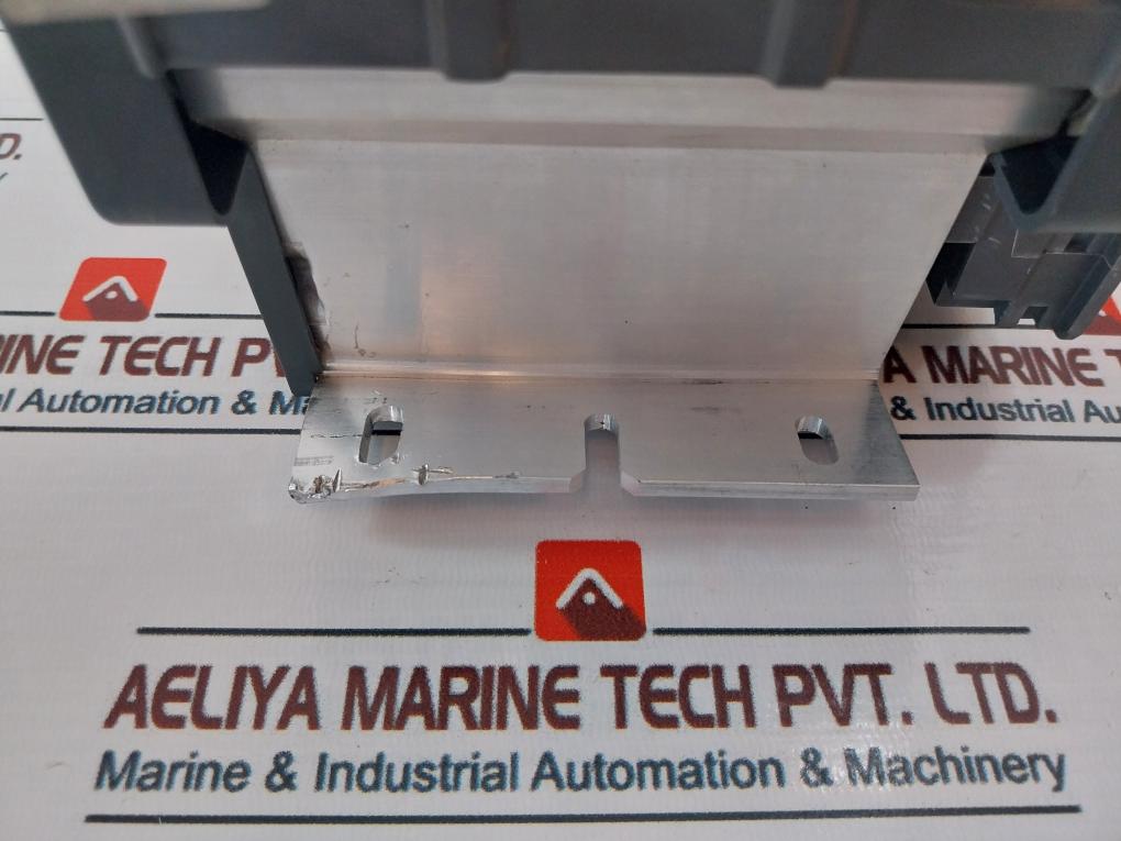 Schneider Electric Tesys Lc1F185/Lx9Fg415 3 Pole Contactor With Coil 275A 1000V~