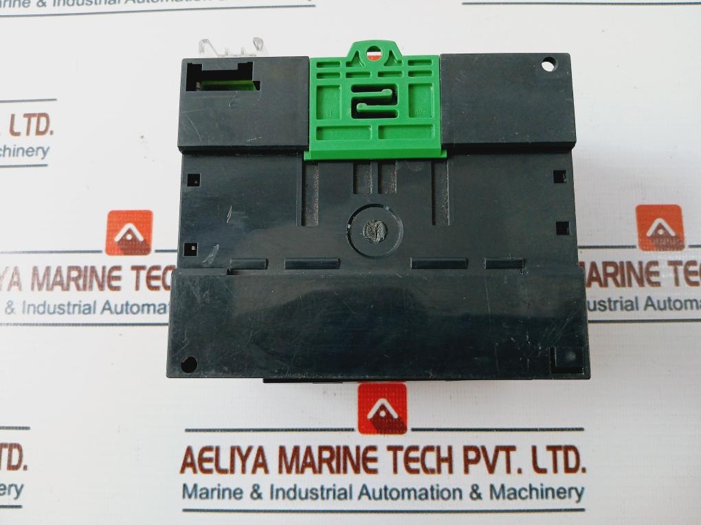 Schneider Electric TM221CE24T Logic Controller 24VDC