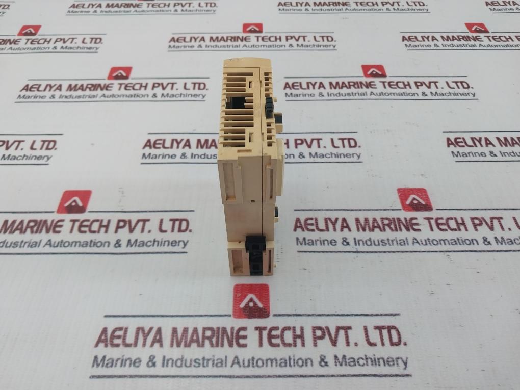 Schneider Electric Tm2Ami8Ht Modicon 8 Input Analog Input Module 24Vdc