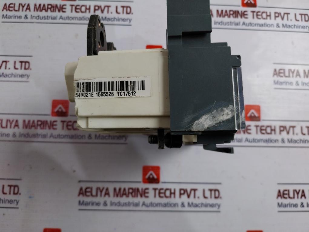 Schneider Electric Tm400d Trip Unit For Circuit Breaker