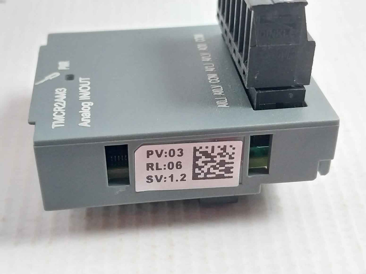 Schneider Electric Tmcr2Am3 Analog Input/Output Module Sv 1.2