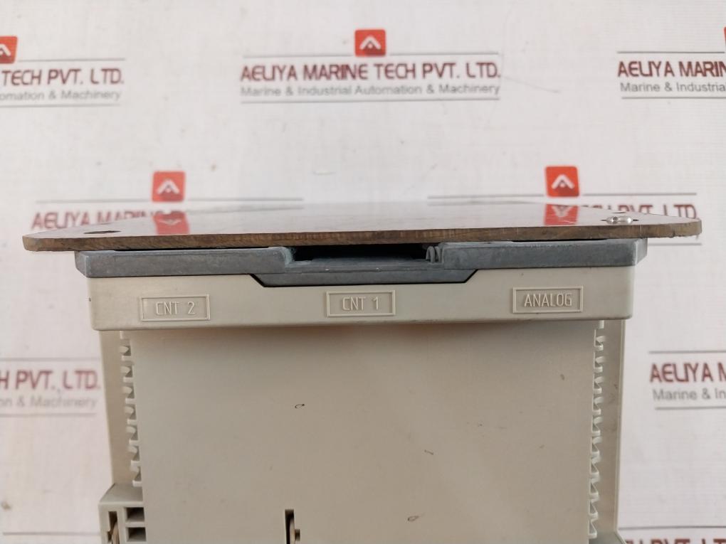 Schneider Electric Tsx3721101 Modular Base Controller With Discrete Input Module Tsxdez12D2