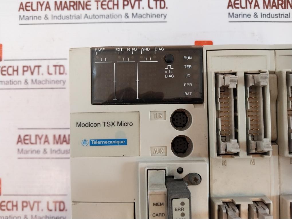Schneider Electric Tsx 3721 Dc Micro Modular Base Controller Tsx3721101 +24Vdc