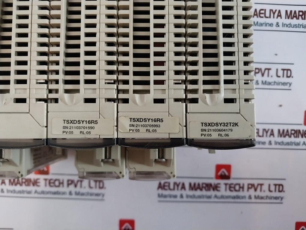 Schneider Electric Tsx P57103 Processor Cpu W/ Modules 24Vdc