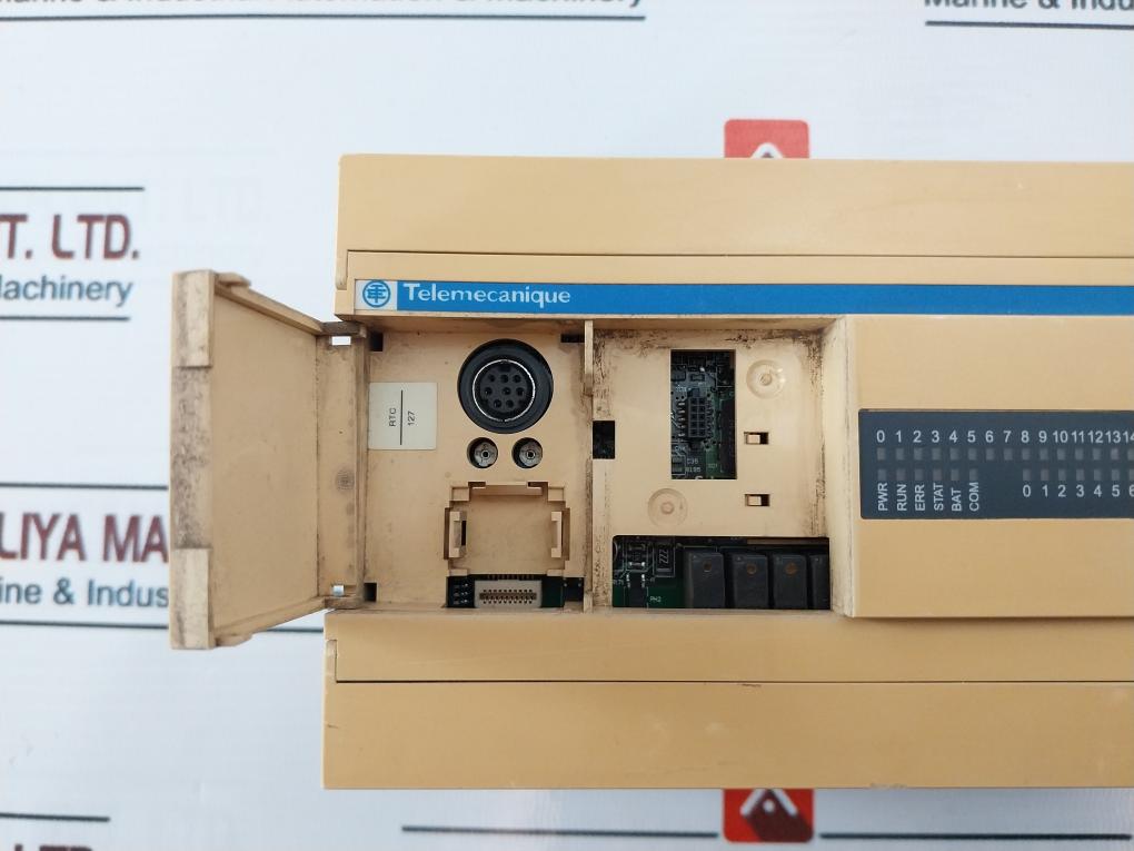 Schneider Electric Twdlcaa40Drf Compact Base Controller 100-240Vac 50/60Hz 50Va