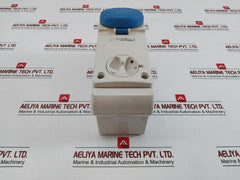 Schneider Electric Unika Interlocked Socket 200-250V/Ip65 83092