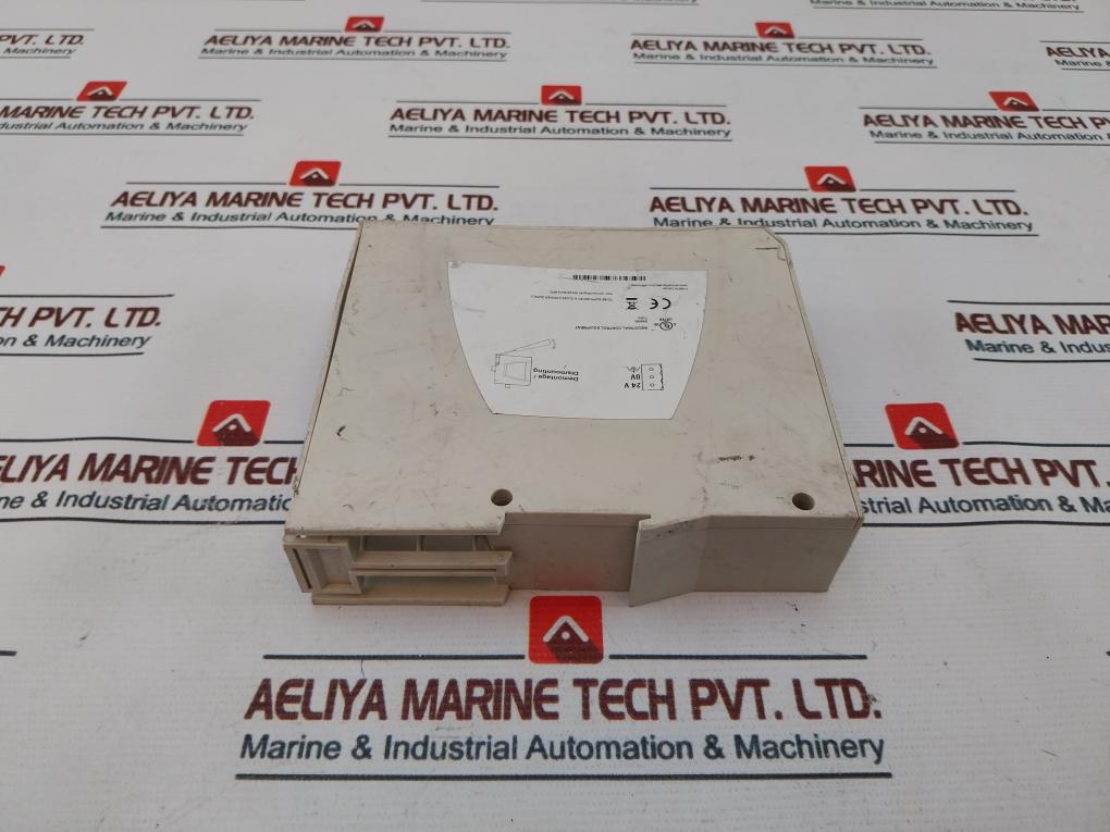 SCHNEIDER ELECTRIC Unmanaged Switch TCSESU083FN0