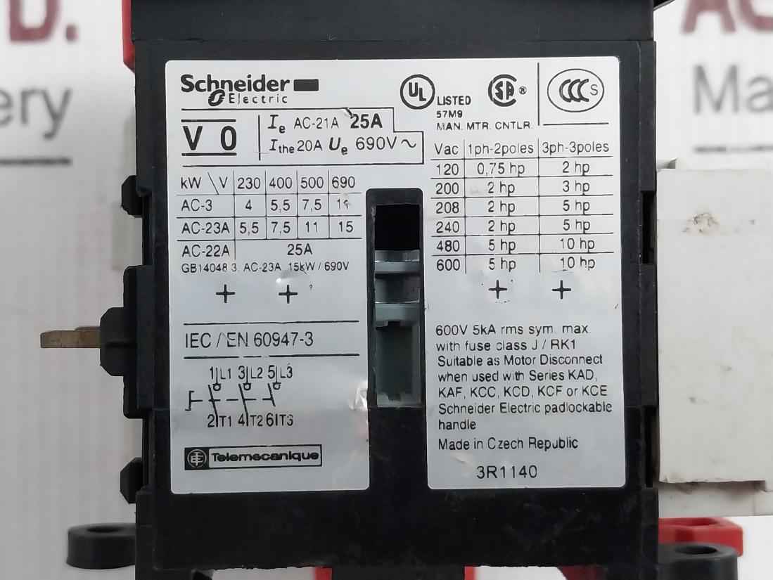 Schneider Electric V 0 Load Break Switch