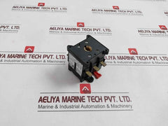 Schneider Electric V 4 Contactor 3R1530