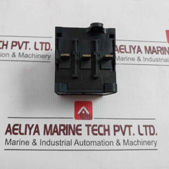 Schneider Electric V 4 Contactor 3R1530