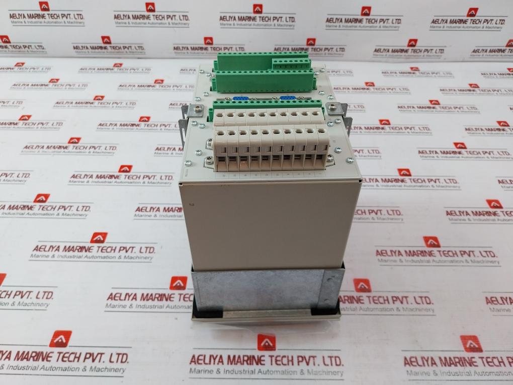 Schneider Electric Vamp 255 Feeder Motor Manager 100/110V 50/60Hz V255-058298