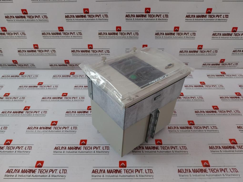 Schneider Electric Vamp 255 Feeder Motor Manager 100/110V 50/60Hz V255-058298