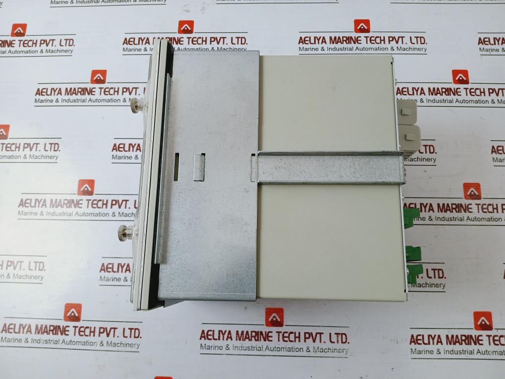 Schneider Electric Vamp 265 Protection Relay Vy264A 100/110V 1A In 40-265Vac/Dc