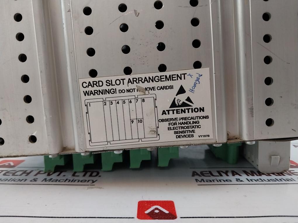 Schneider Electric Vamp 300 Protection Relay 24-48vdc 50/60hz
