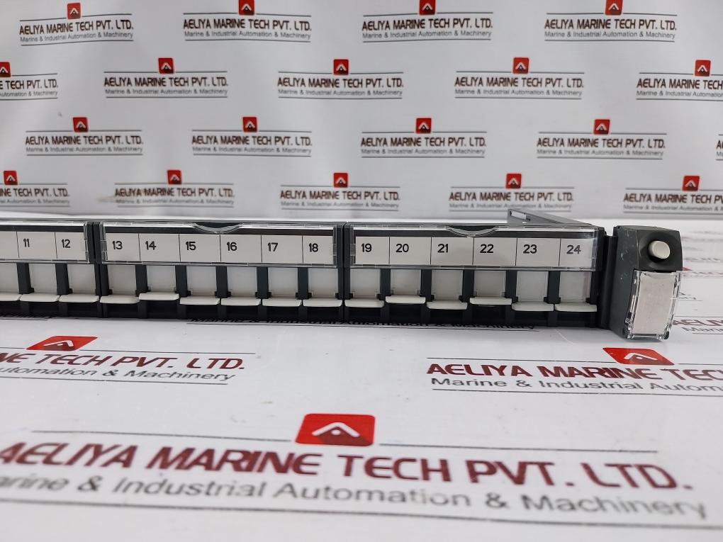 Schneider Electric Vdig111241F Patch Panel Actassi 19-c 19 Inch