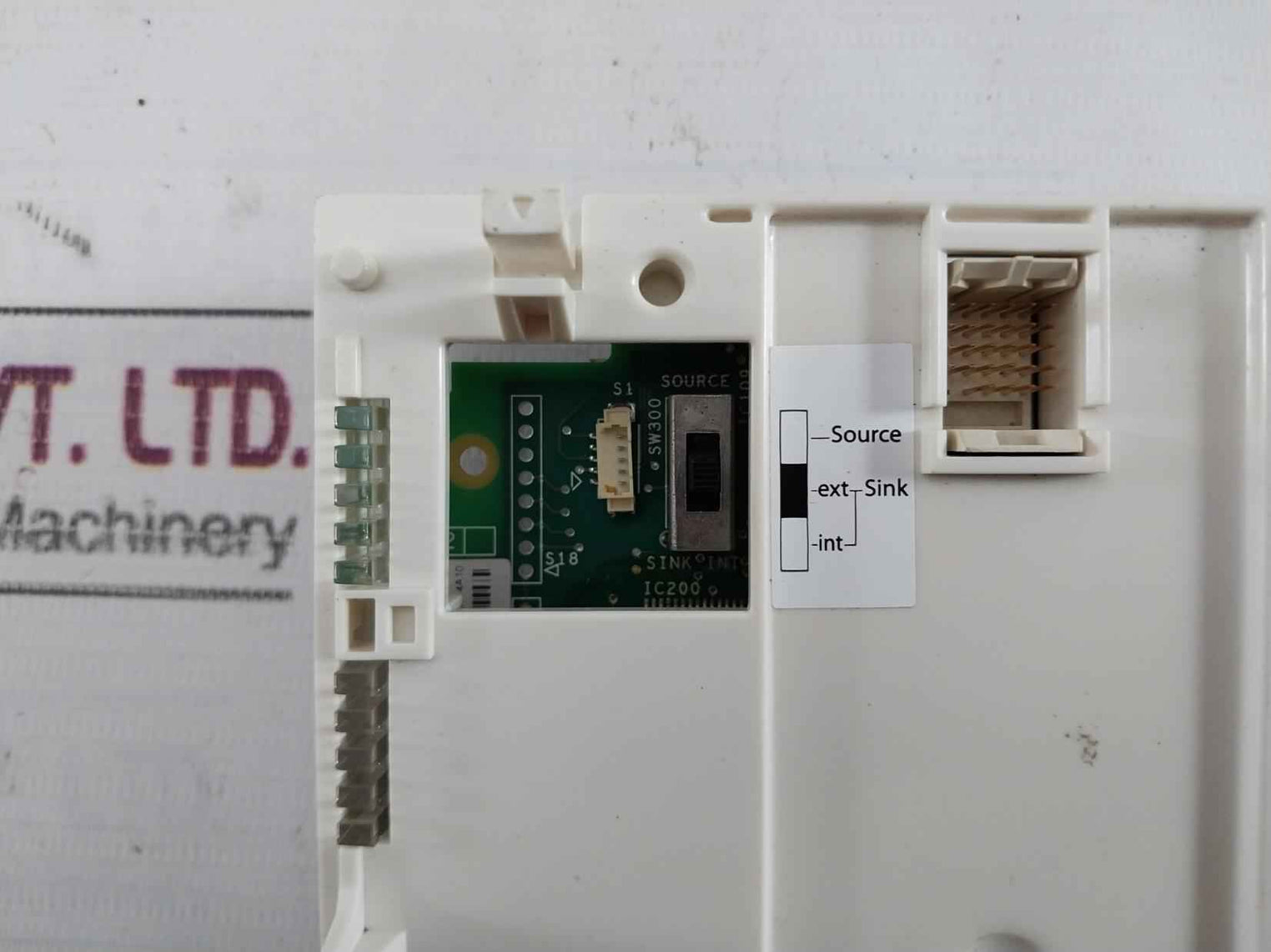 Schneider Electric Vw3A3202 Extended Input Output Module Set 165Lo3 G1522 50C
