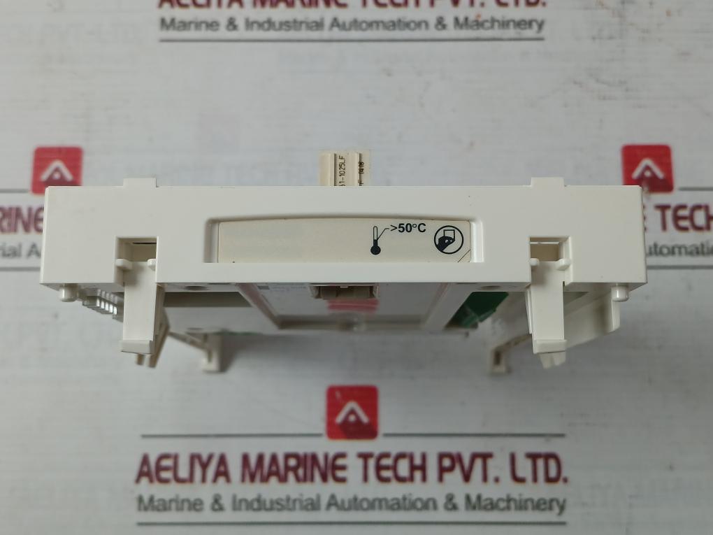 Schneider Electric Vw3A3202 Extended Input Output Module Set 50C Atv71 V1.1Ie07