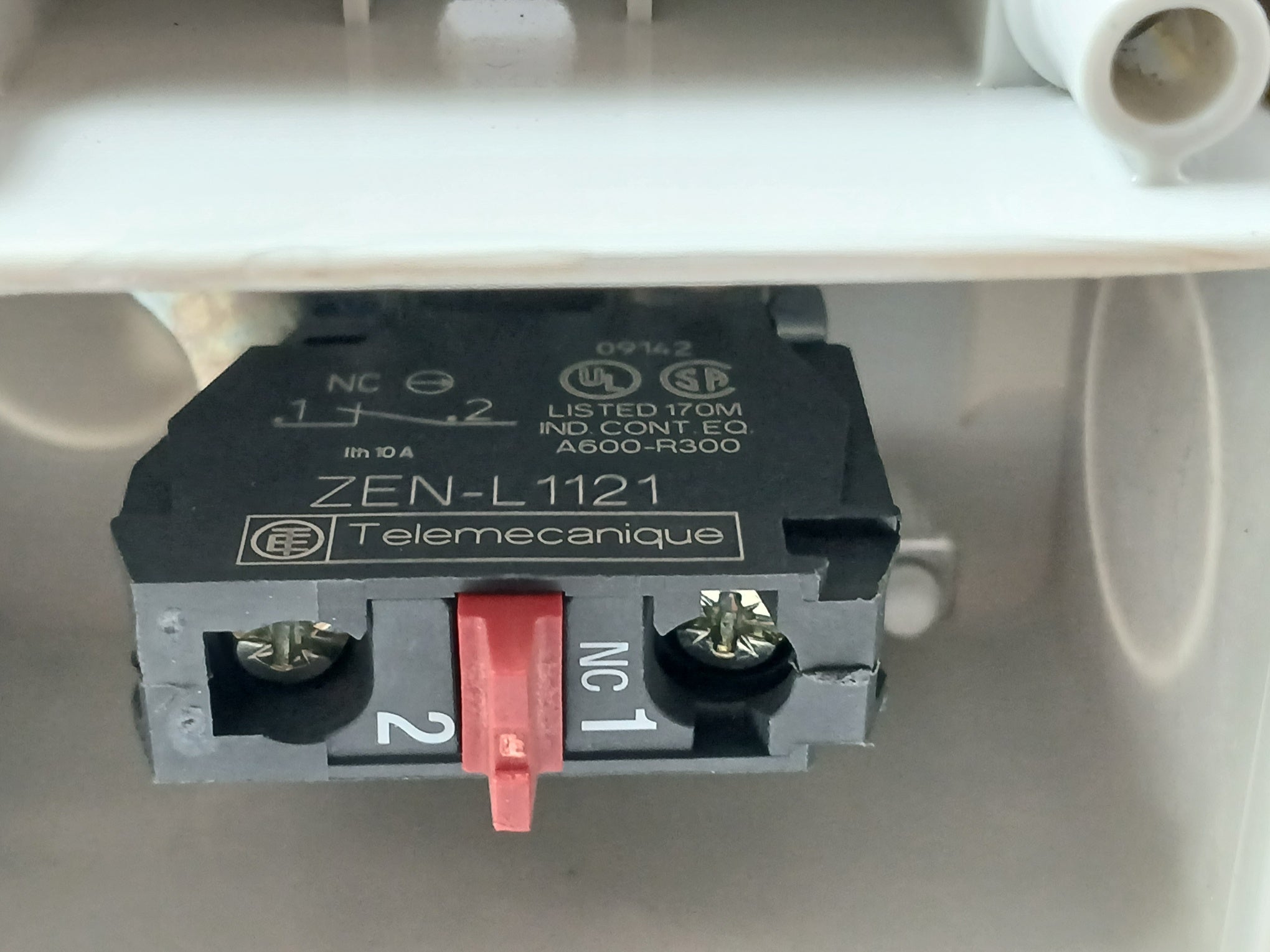 Schneider Electric Xal K174 Emergency Stop Push Button Ip65 Trunt 10A 330-8559