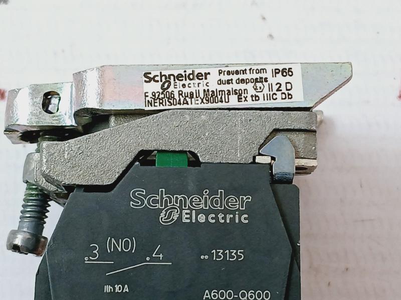 Schneider Electric Xb4 Bp31ex Green Pushbutton Spring Return Ip65