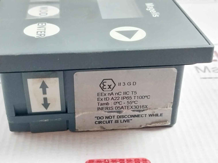 Schneider Electric Xbt-n200 Hmi Small Panel With Keypad 5v 1w (not Working)