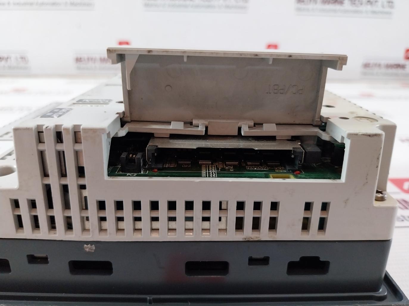 Schneider Electric Xbtgt2220 Magelis Advanced Panel 24V Dc 0.98A Dc 24V 26W
