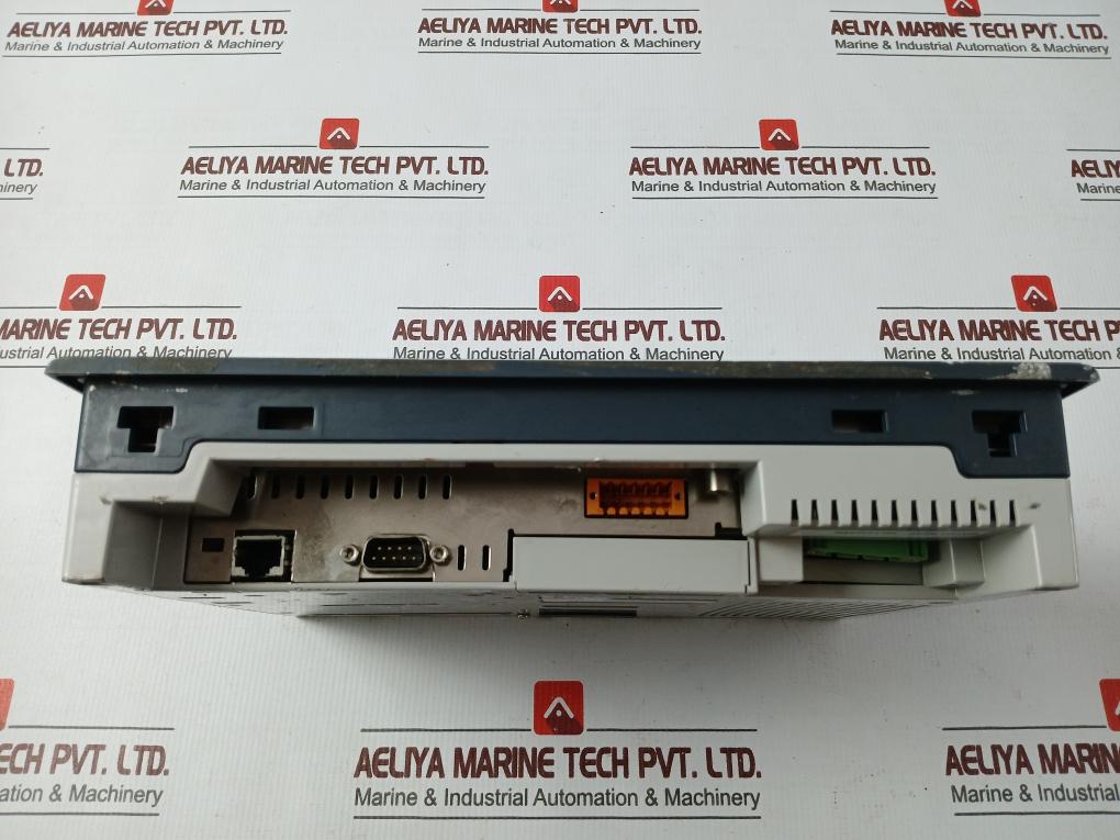 Schneider Electric Xbtort5330 Advanced Touchscreen Panel 10.4