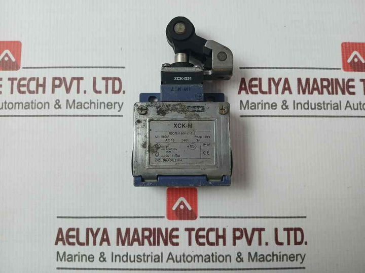 Schneider Electric Xck-m Standard Limit Switch Ip66 500V