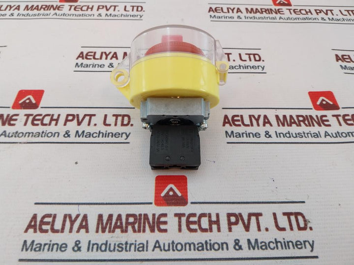 Schneider Electric Zb2-be102C Push Button
