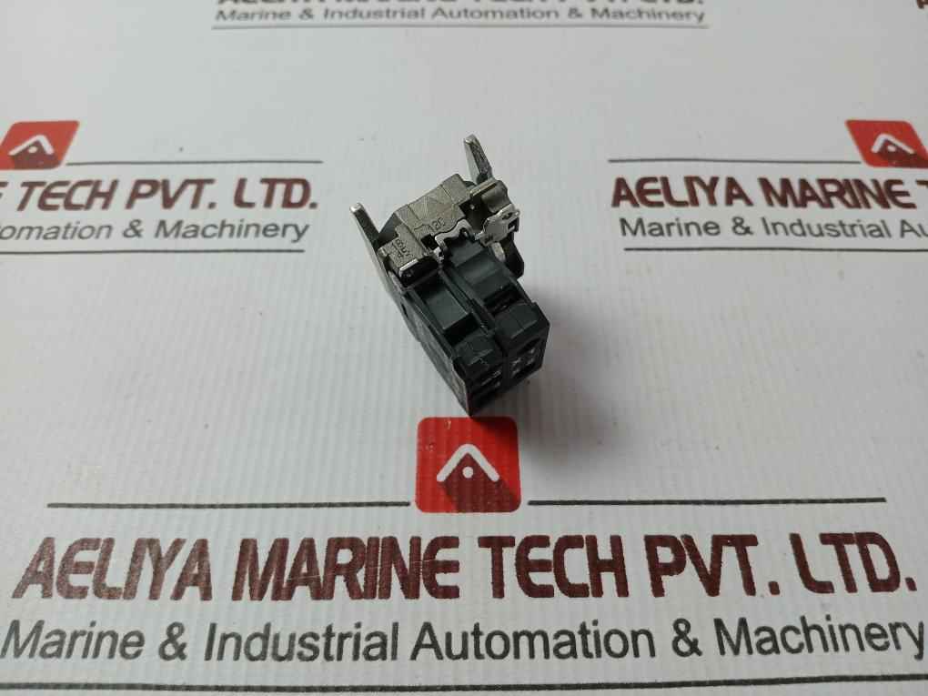 Schneider Electric Zb4 Bw061 Light Block With Body Fixing Collar 250V Max