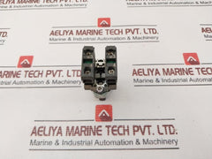 Schneider Electric Zbe-101 Selector Switch Ac15-240V 3A