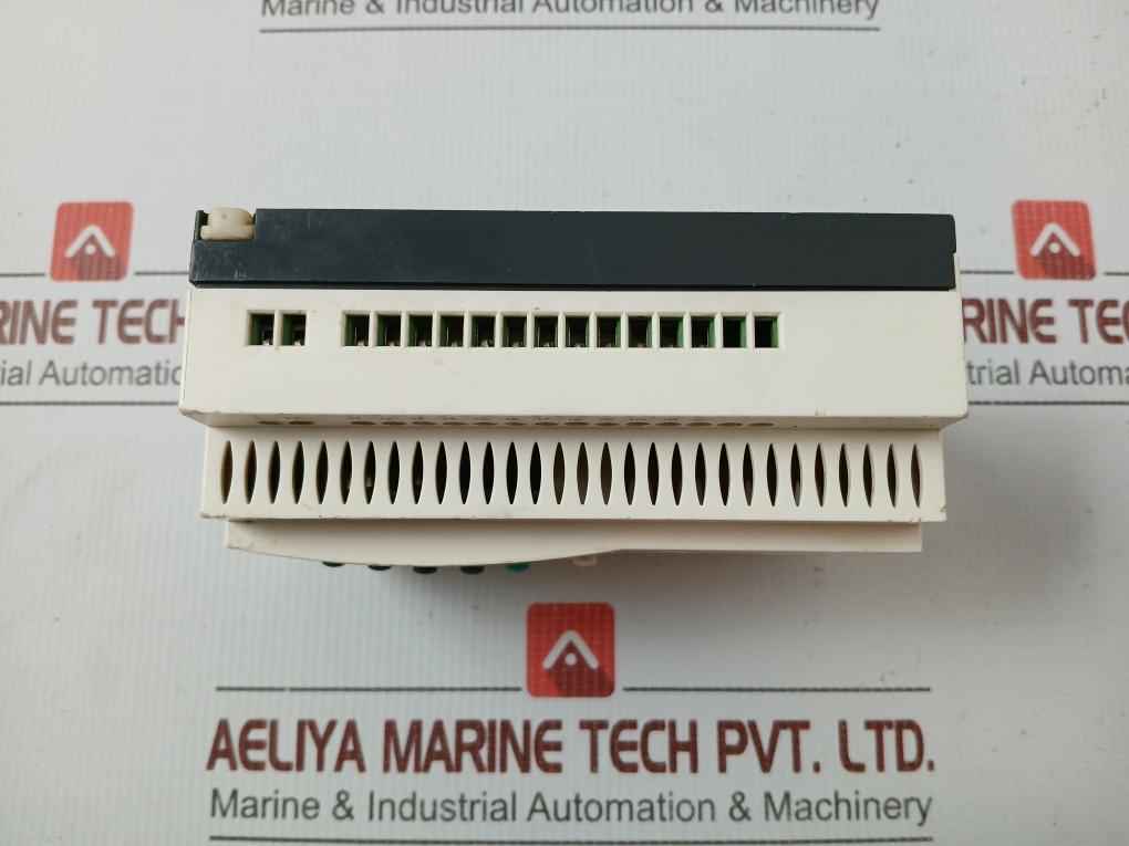 Schneider Electric Zelio Logic Smart Relay Sr2 B201Fu 100-240Vac