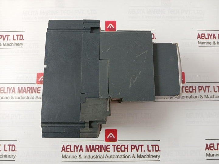 Schneider Nsx 100F Compact Circuit Breaker+Plug In Base Nsx100-160-250 F/N/H/Na