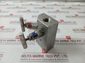 Schneider Pn420 Pressure Gauge With Valve Dn5 As2