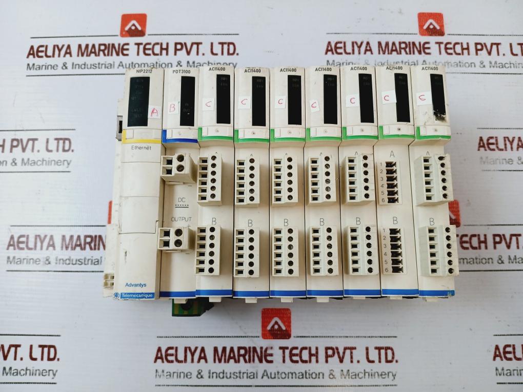 Schneider Stbnip2212,Stbpdt3100,Stbaci1400 Module Rack 24 Vdc 0.43A