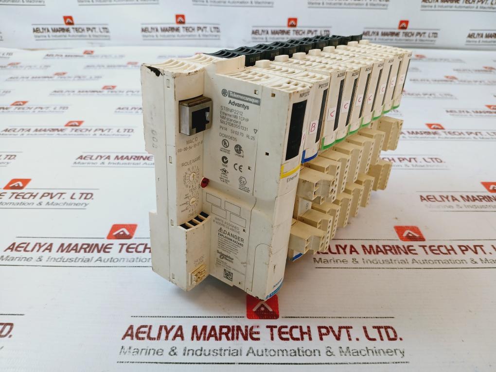 Schneider Stbnip2212,Stbpdt3100,Stbaci1400 Module Rack 24 Vdc 0.43A