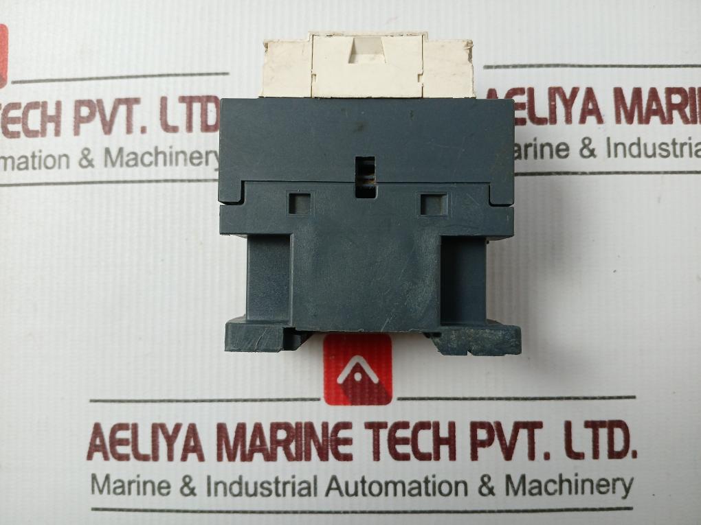 Schneider/Telemecanique Lc1D12 Contactor