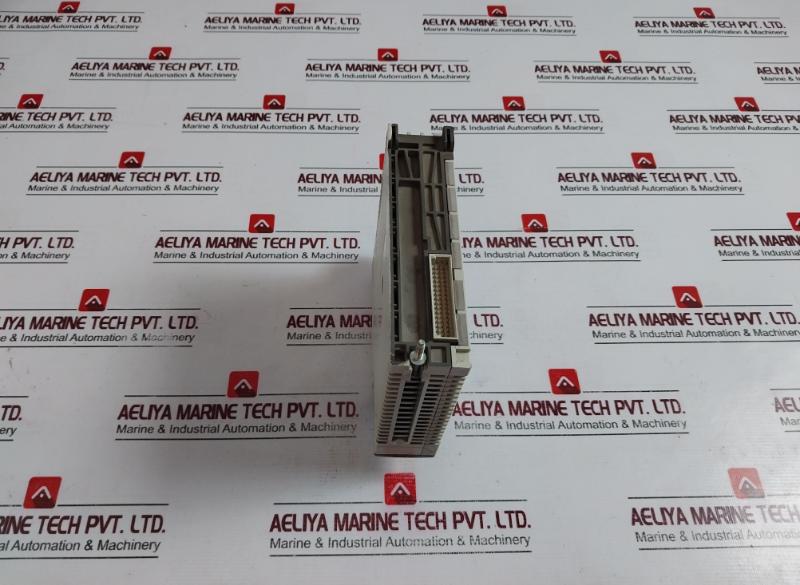 Schneider Tsxdsy16t2 Discrete Output Module W/ Terminal Block Tsxbly01