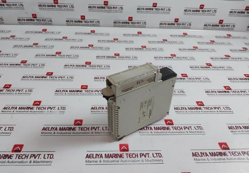 Schneider Tsxdsy16t2 Discrete Output Module W/ Terminal Block Tsxbly01