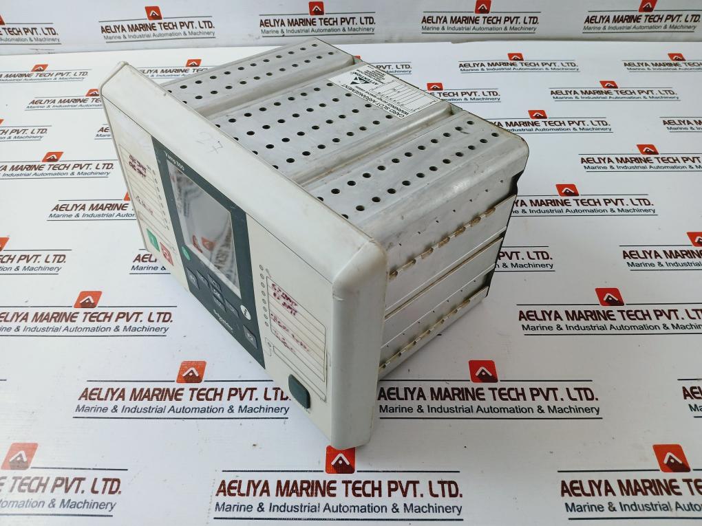 Schneider Vamp 300 Series Efficient Protection Control Manager