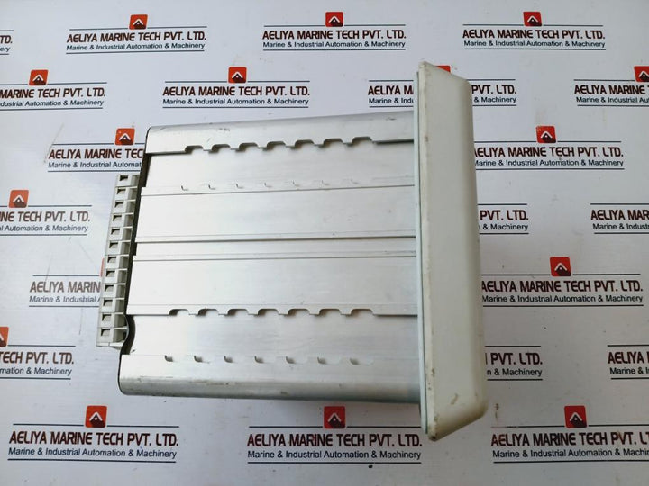 Schneider Vamp 300 Series Efficient Protection Control Manager
