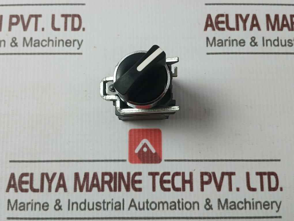 Schneider Zbe-101 Contact Block With Iec/En 60947-5-1 Selector Switch