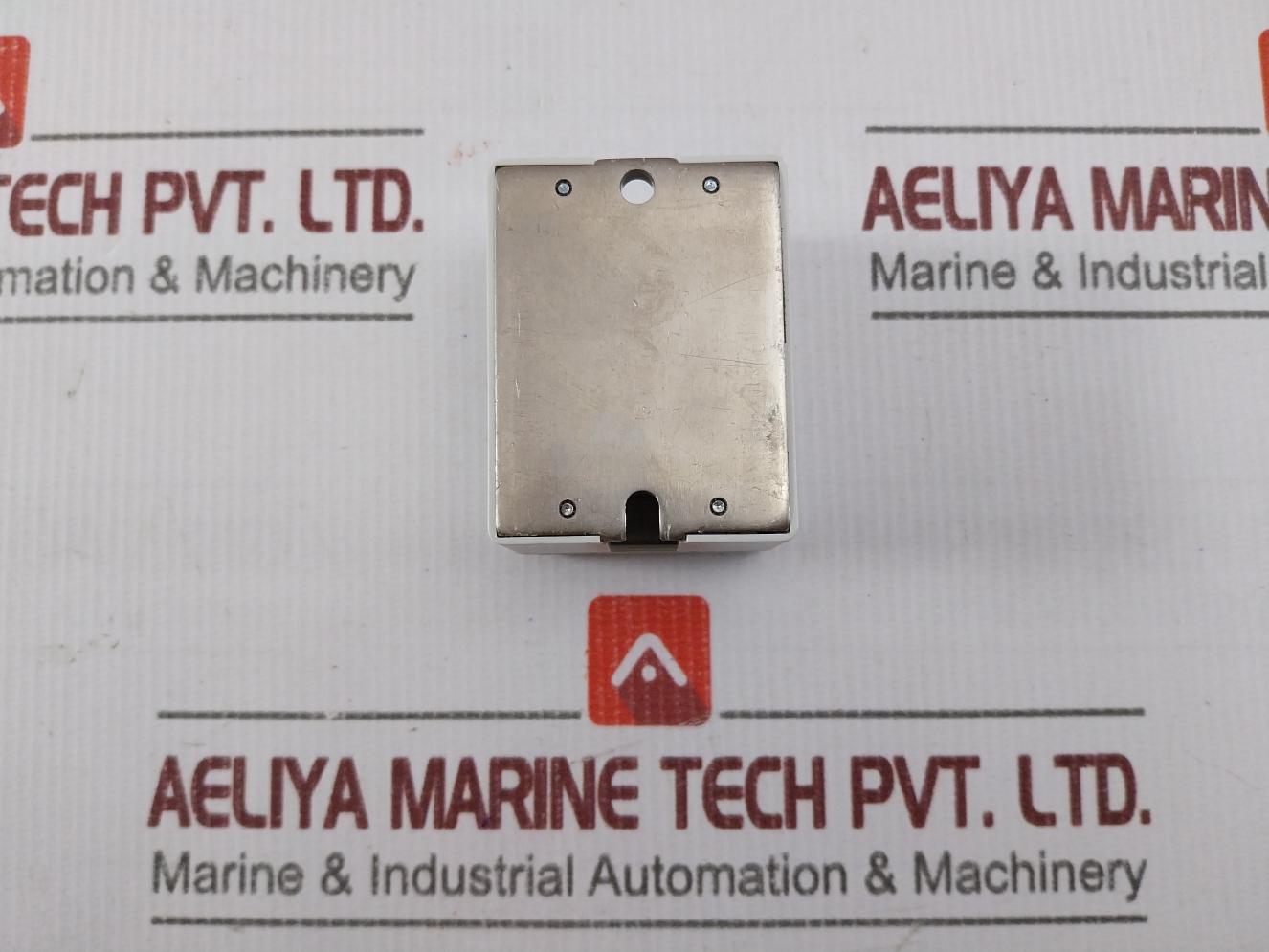 Schneider 6425Axxszs-dc3 Solid State Relay Input-4-32Vdc/Output-48-530 Vac