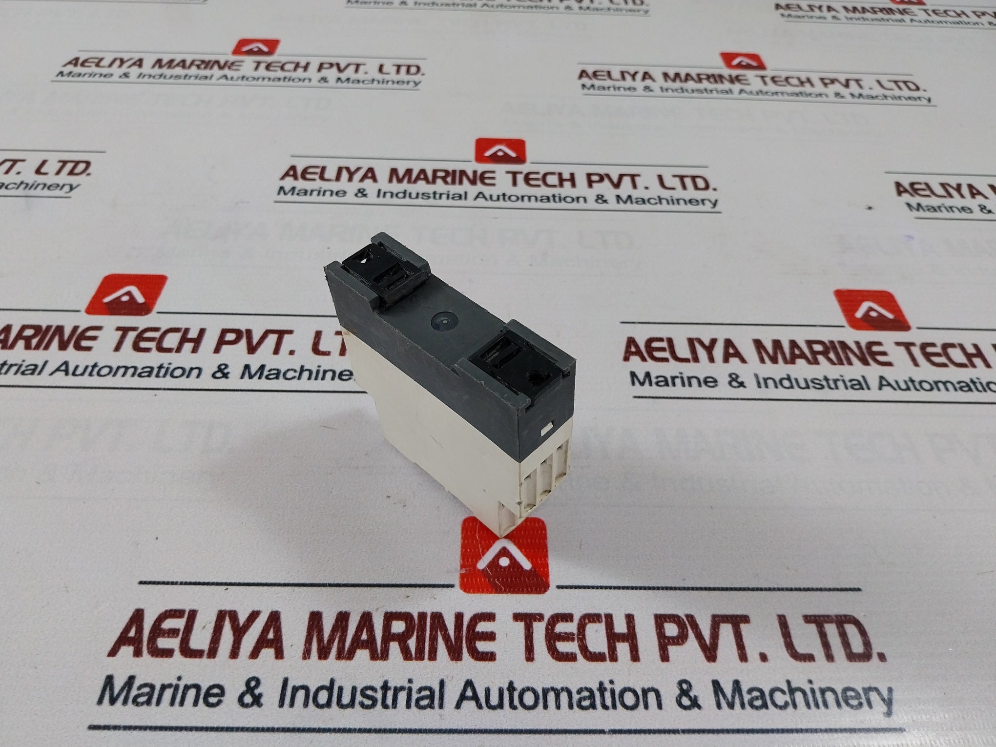 Schneider Electric/Telemecanique Rm4La32M Level Control Relay 0.1S-10S