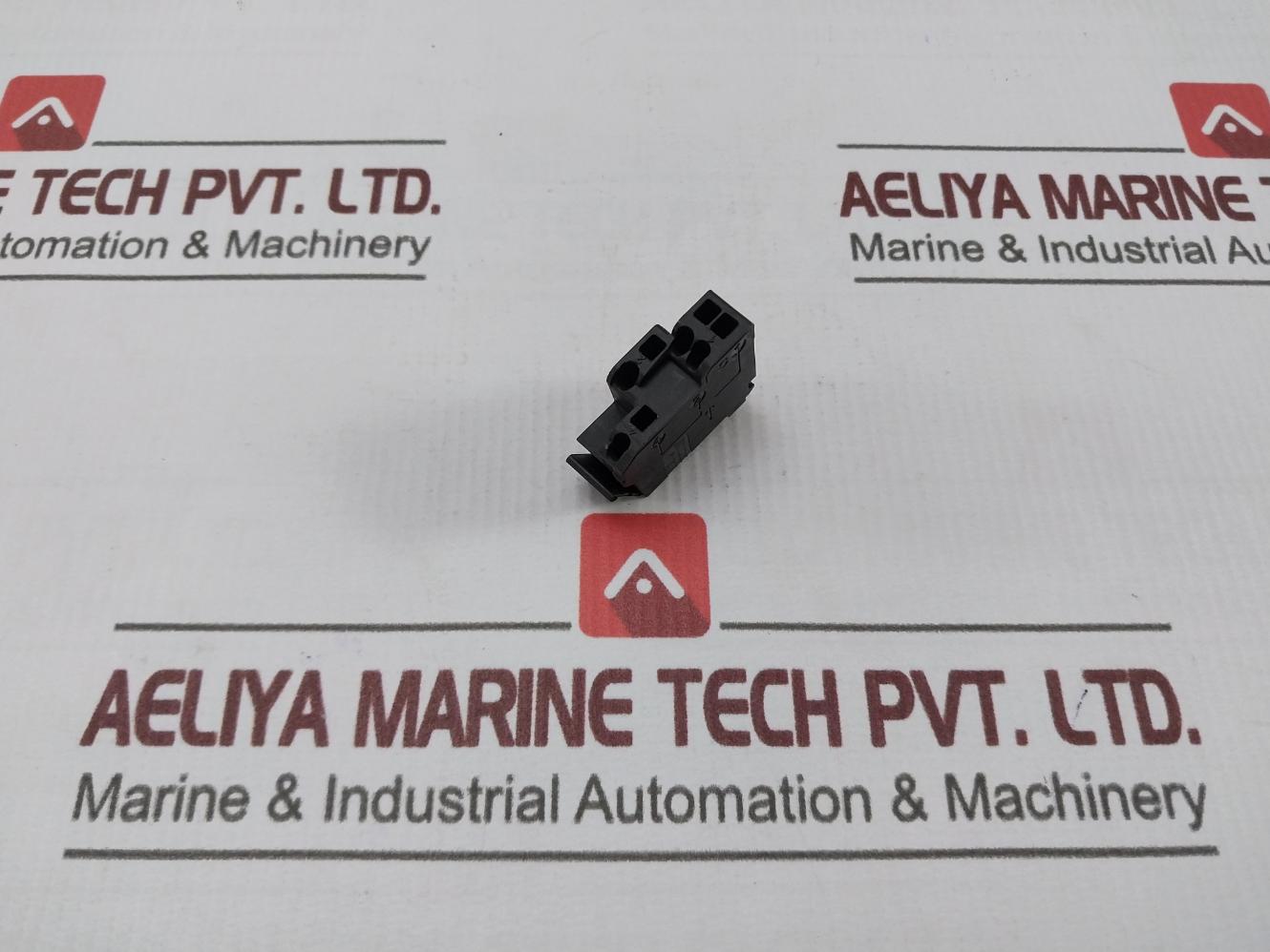 Schneider Electric 29450 Auxiliary Signalling Contact