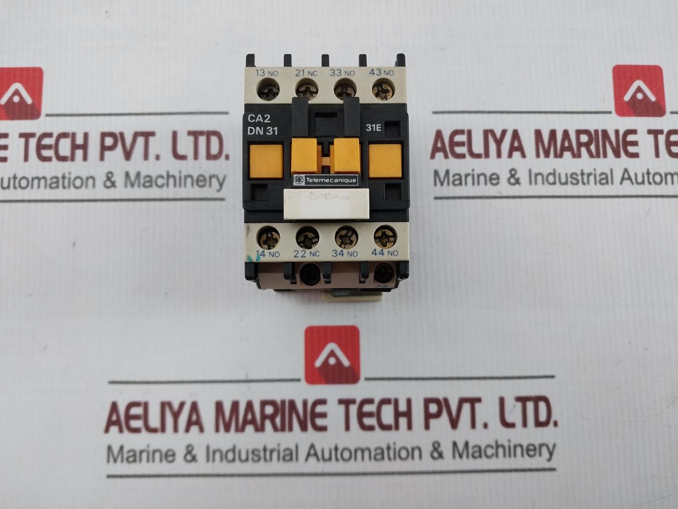 Schneider Electric Ca2 Dn 31 Control Relay 10A 220–240V